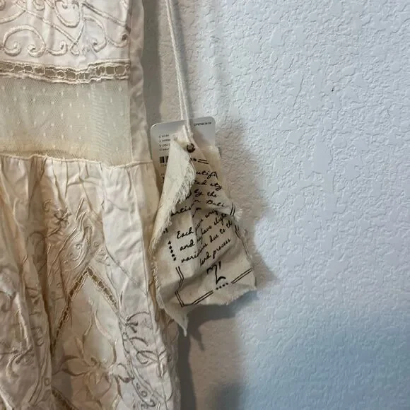 Free People Ivory Between Dreams Embroidered Romper Women's Size Medium NWT - Picture 4 of 6